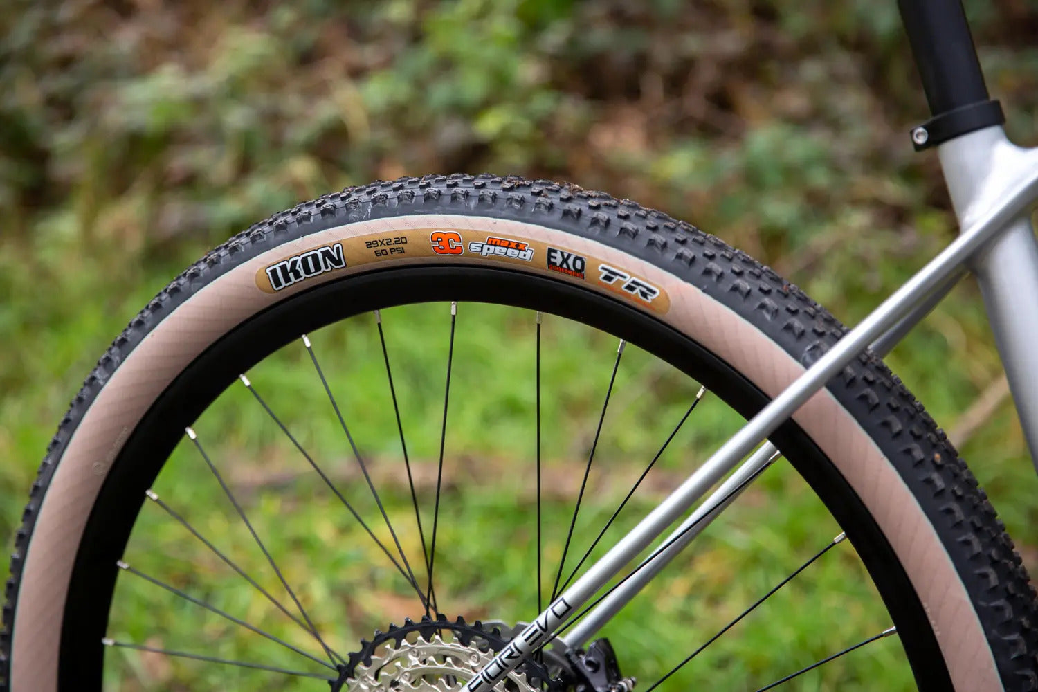 Maxxis IKON