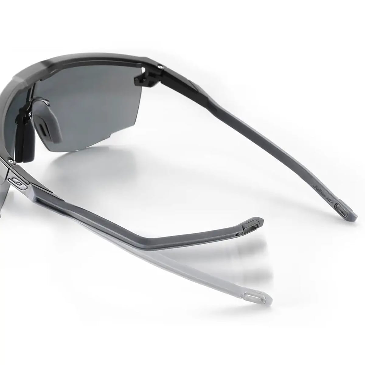 Lunettes JULBO ULTIMATE Noir Reactiv Photochromique
