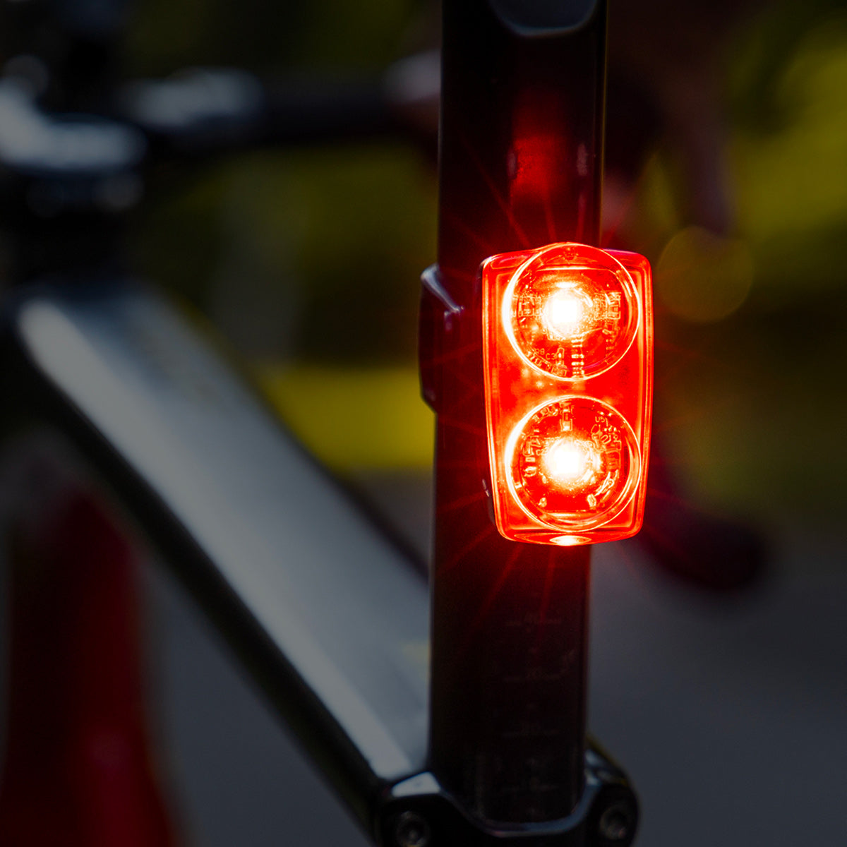 Éclairage Arrière SIGMA Buster RL 150 avec Feu Stop
