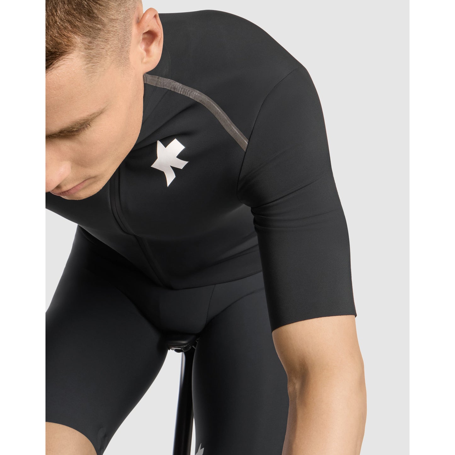 Maillot ASSOS EQUIPE R THERMO RAIN S11 Manches courtes Noir