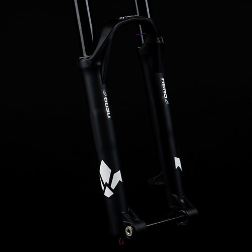 Fourche FORMULA NERO C Coil 27,5" Axe 20x110mm Boost Noir