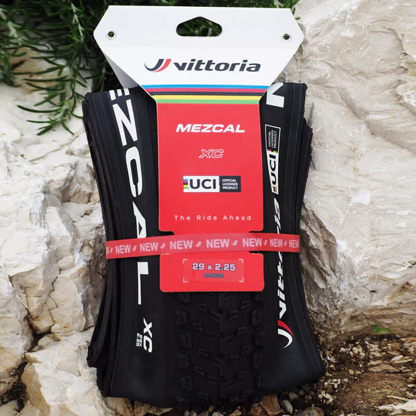 Pneu VITTORIA MEZCAL XC 29X2.35 "UCI Rainbow Edition" Tubeless Ready Souple Noir