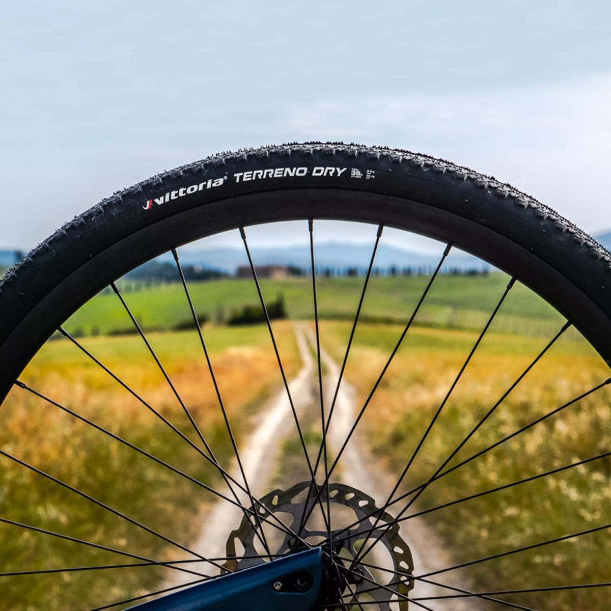 Pneu VITTORIA TERRENO DRY ADVENTURE 700x38c Tubetype Souple Noir