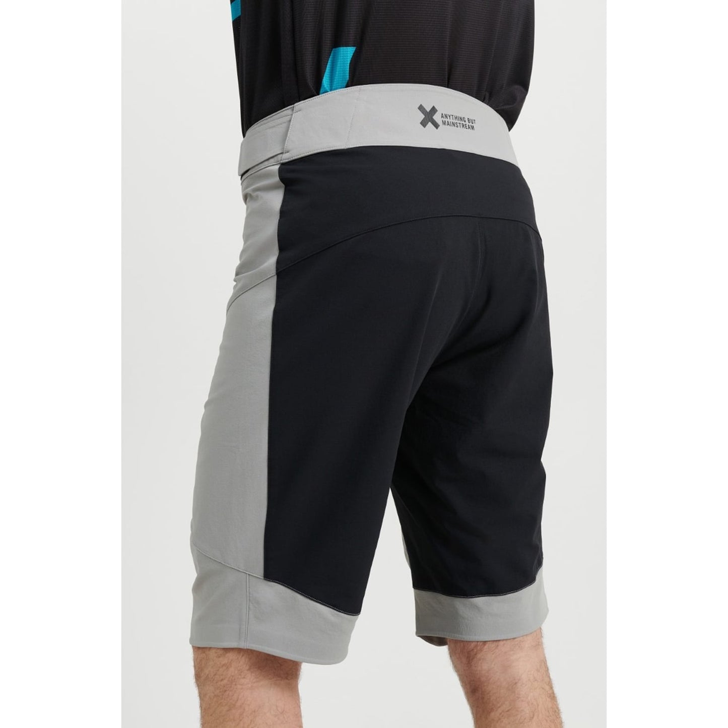 Short USWE SKRUBB MTB Gris