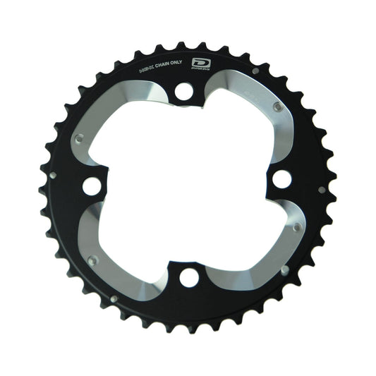 Plateau Extérieur SHIMANO XT M785 10V 4 Trous 104mm — vue du plateau sur fond blanc