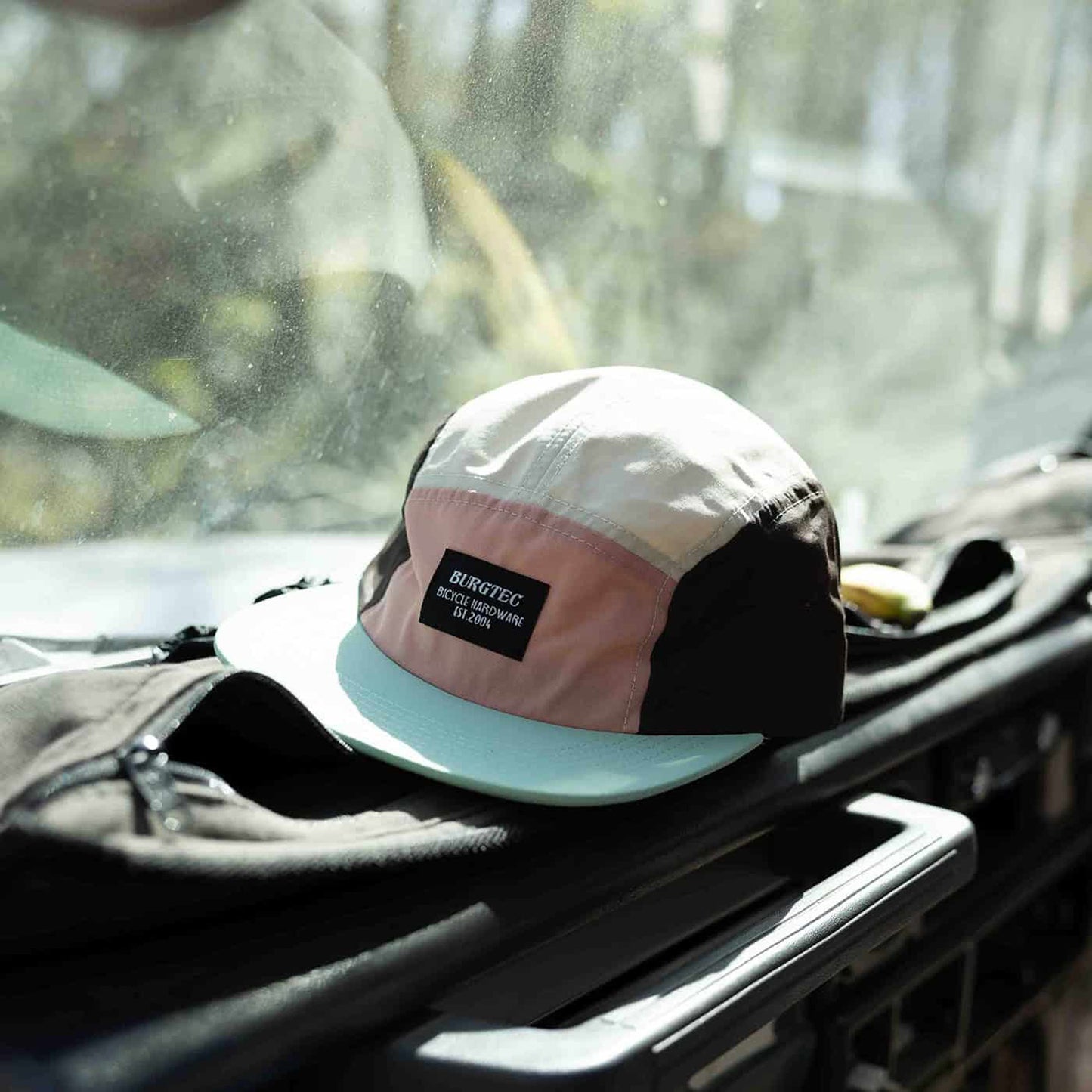 Casquette BURGTEC COURIER FIVE PANEL Neopolitan