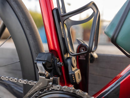 Support de Fixation Alarme et Tracker QUADLOCK BOTTLE CAGE sur Porte-Bidon