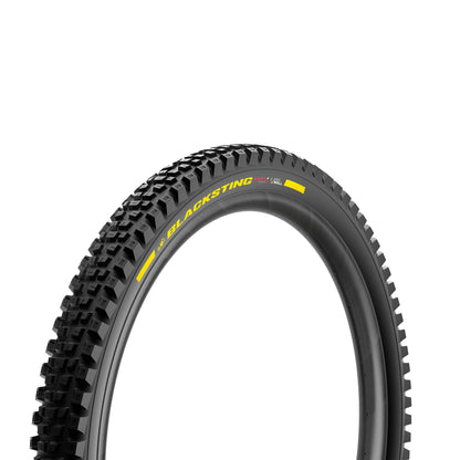 Pneu PIRELLI SCORPION BLACK STING 27.5x2.40 Soft ProWall Tubeless Ready Souple Noir/Jaune Team Edition