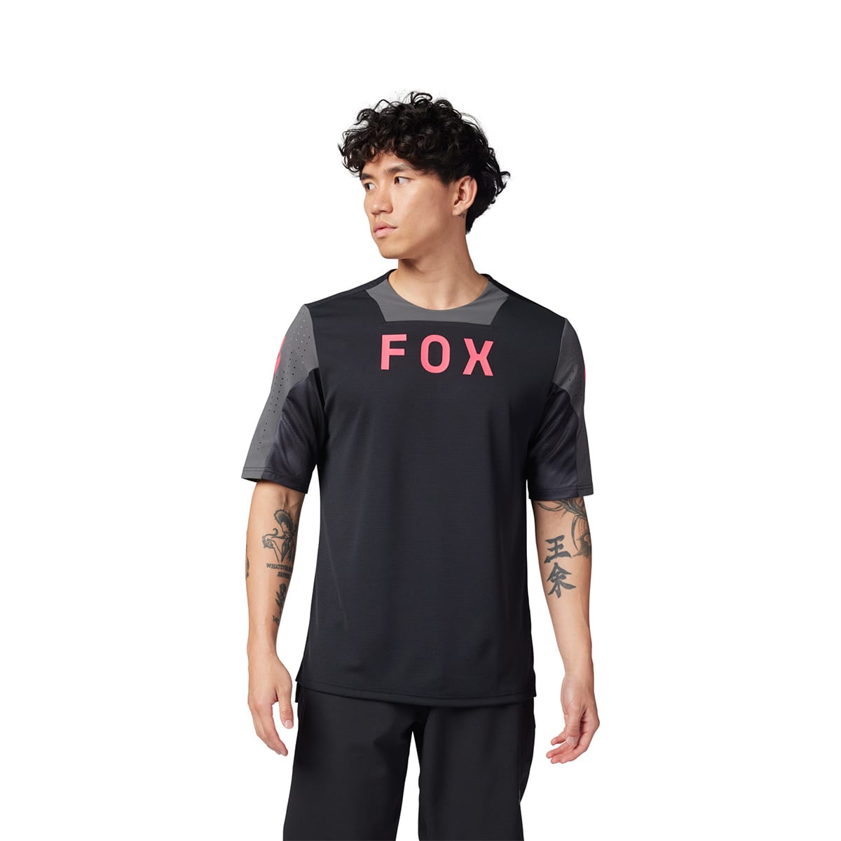 Maillot FOX DEFEND TAUNT Manches Courtes Noir