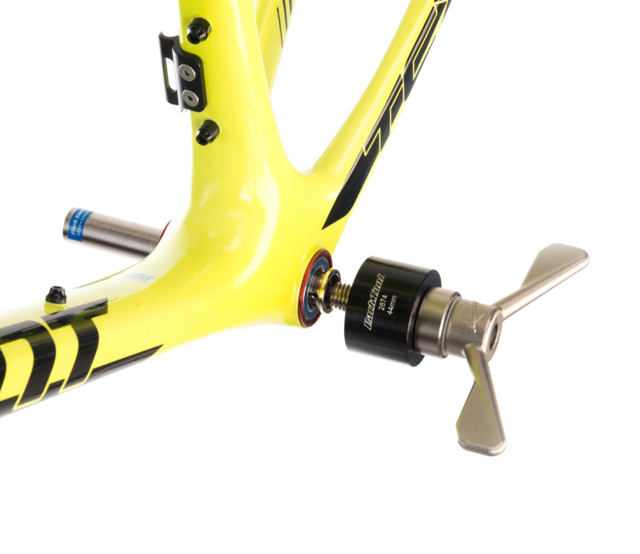Park Tool BBP-AOS installé sur un roulement press-fit