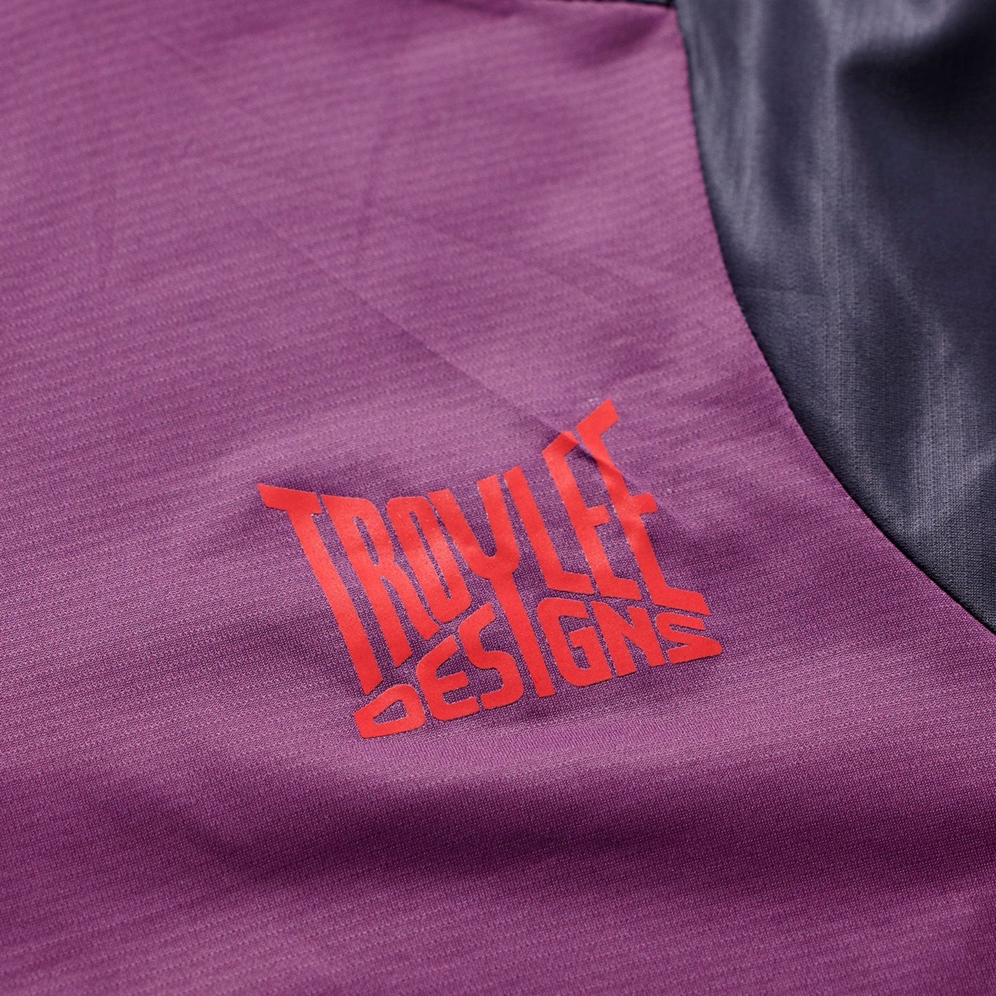 Maillot TROY LEE DESIGNS SKYLINE PRO FANGS ARMY Manches Courtes Sangria