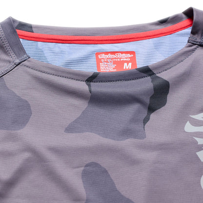 Maillot TROY LEE DESIGNS SKYLINE PRO FLOW CAMO Manches Longues Carbon