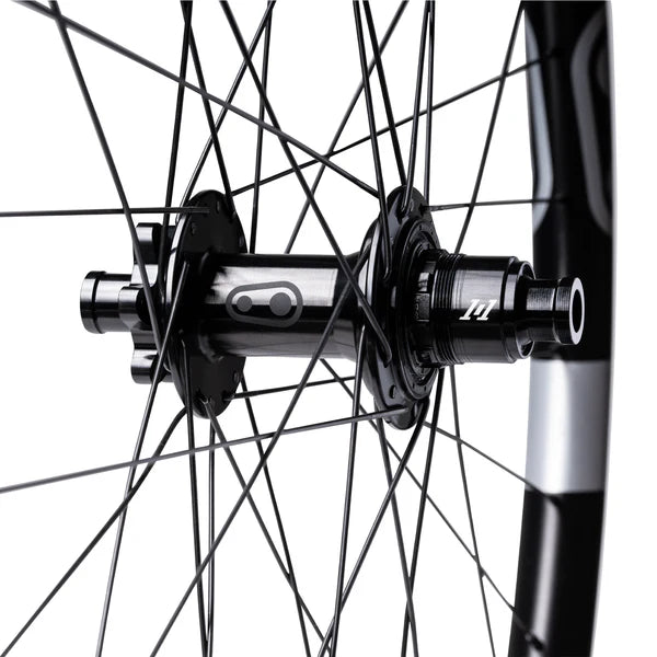 Roue Arrière CRANKBROTHERS SYNTHESIS Aluminium 2.0 DH I9 29" 12x148 mm Boost Noir