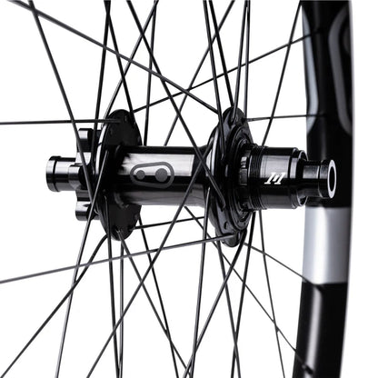 Roue Arrière CRANKBROTHERS SYNTHESIS Aluminium 2.0 DH Ratchet 29" 12x148 mm Boost Noir