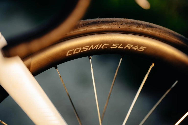 Paire de Roues MAVIC COSMIC SLR 45 Tubeless Ready (Center Lock) Noir/Argent