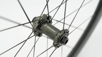 Paire de Roues SCOM ULTRA+ 50 Tubeless Ready (Center Lock)