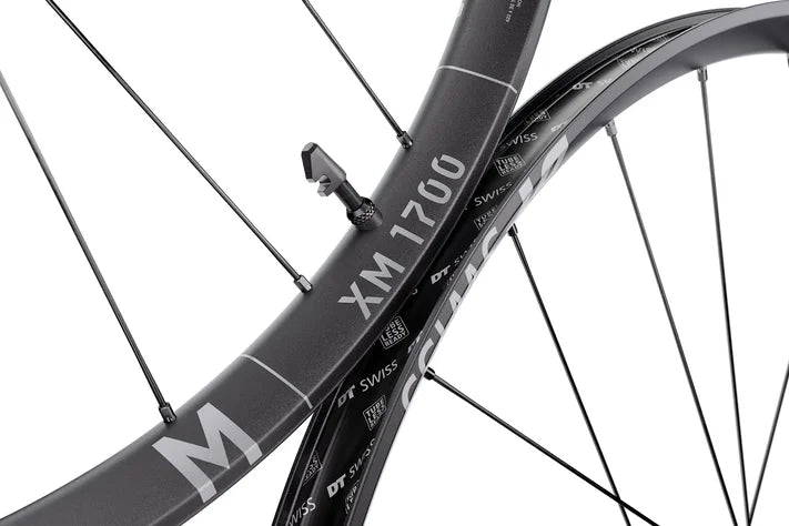 Roue Arrière DT SWISS XM 1700 SPLINE 30 mm 27.5" 12x148 mm Boost 2026