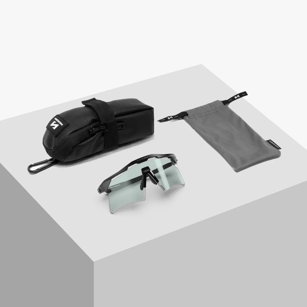 Lunettes SCICON AEROSHADE 2.0 TITANIUM Blanc Metal Verre Photochromique Blue Green