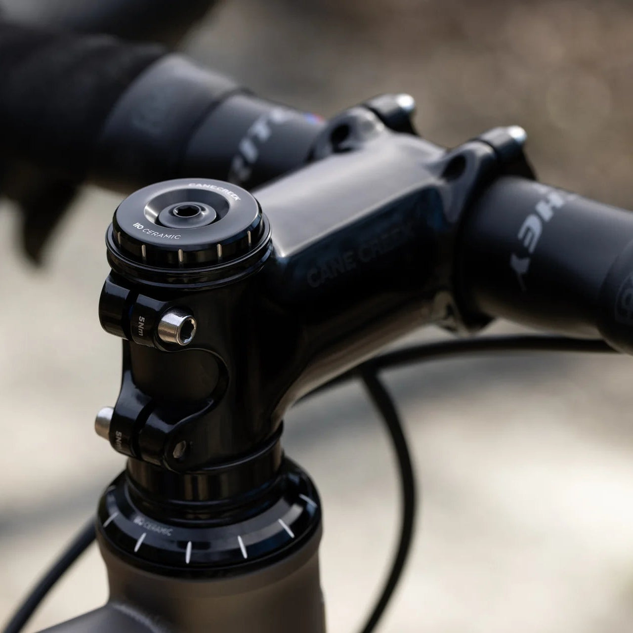 Jeu de Direction Intégré Conique Céramique CANE CREEK 110 1"1/8-1.5" IS41/IS52 Noir