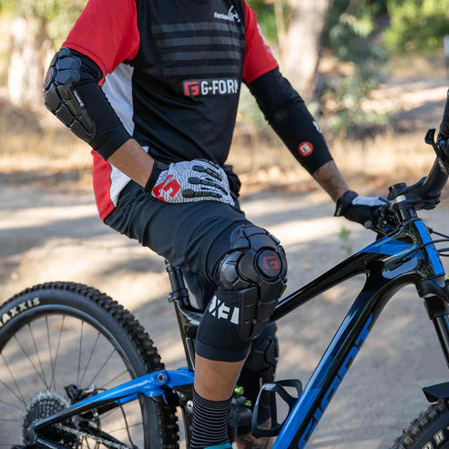 Genouillères G-FORM PRO-X3 Noir Matt Genouillères G-FORM PRO-X3 Noir Matt