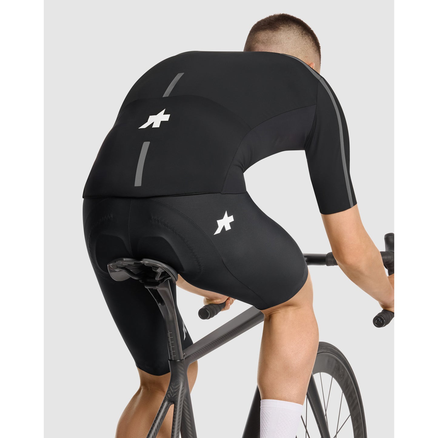 Maillot ASSOS EQUIPE R THERMO RAIN S11 Manches courtes Noir