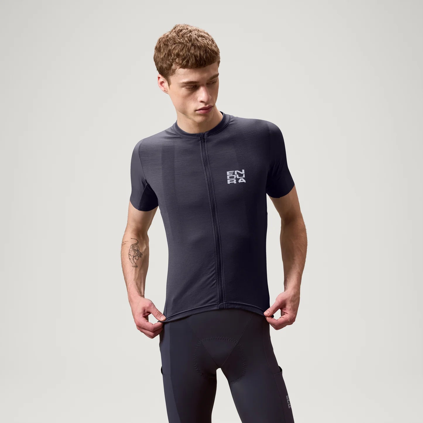 Maillot ENDURA ALLTRACK RIDE Manches Courtes Carbon Old Seed