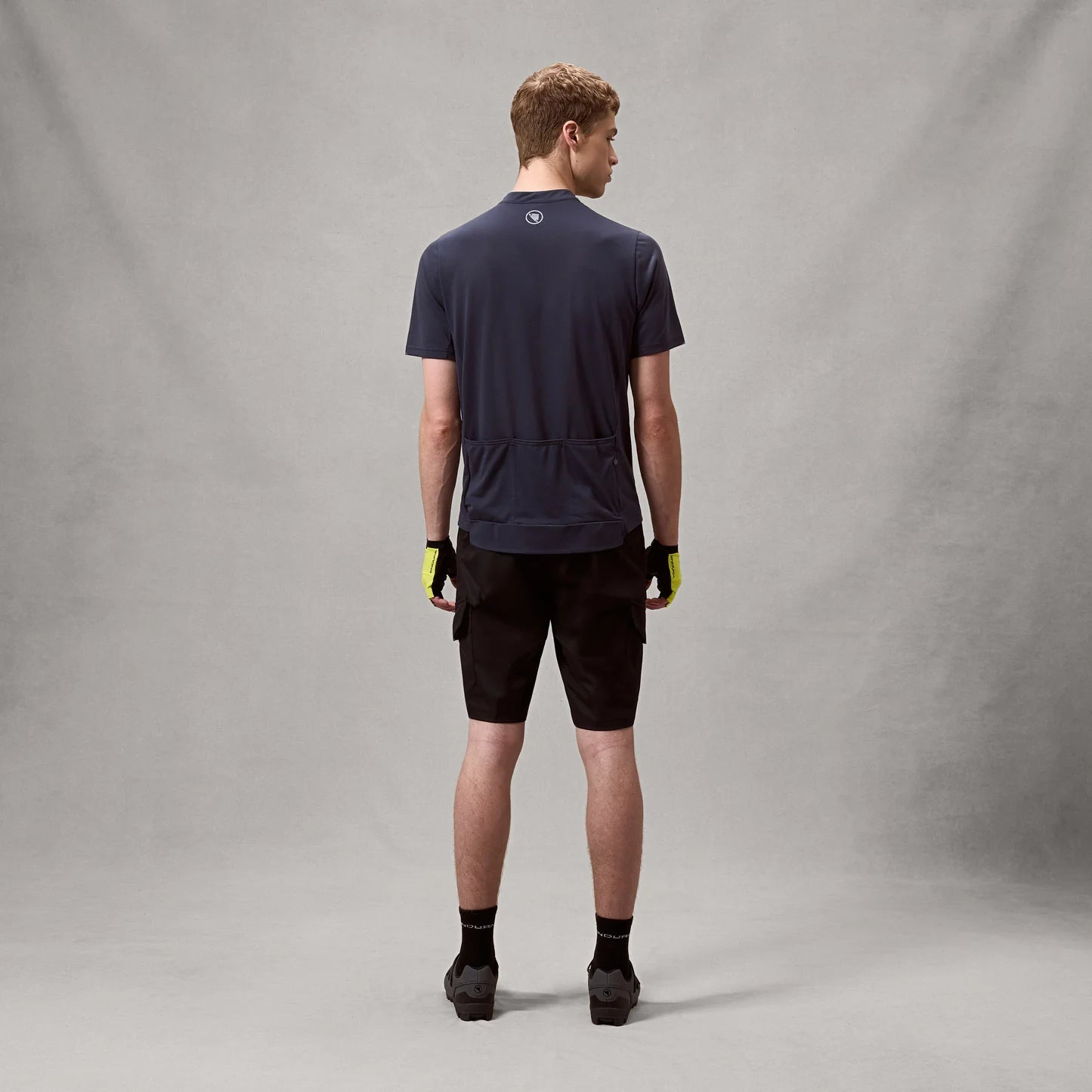 Maillot ENDURA LOOP ZIPPED Manches Courtes Carbon Gris