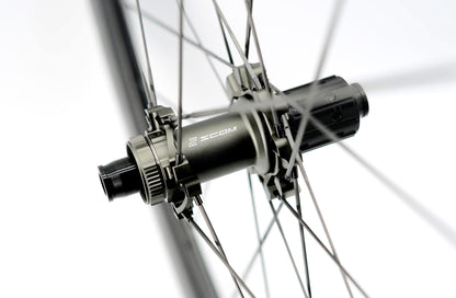 Paires de Roues SCOM ULTRA 62 Tubeless Ready (Center Lock)