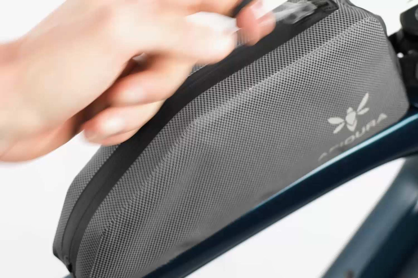 Sacoche de Cadre APIDURA EXPEDITION BOLT ON TOP TUBE PACK 1 L Noir