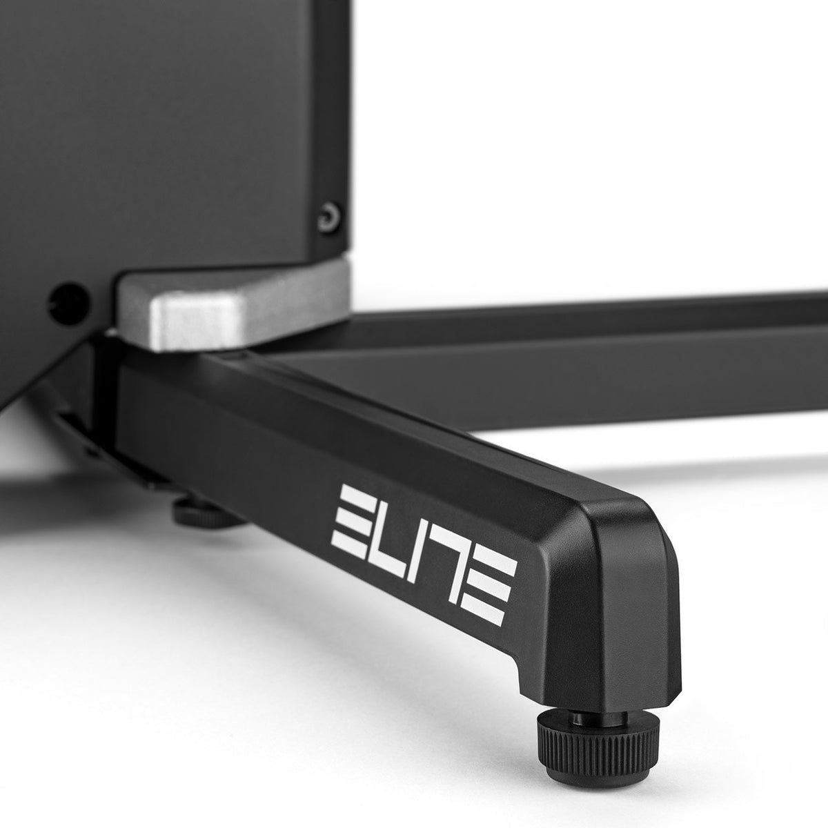 ELITE RIVO — Détail des pieds et de la structure