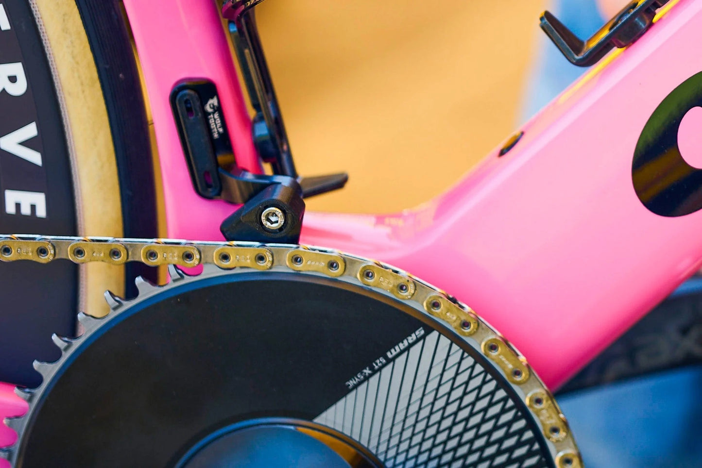 Guide-Chaîne WOLFTOOTH LONEWOLF AERO Mid Sweep pour CERVELO