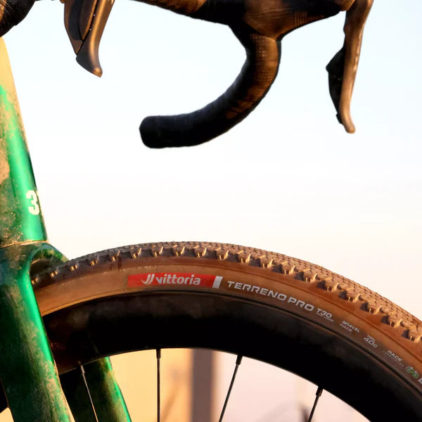 Pneu VITTORIA TERRENO PRO T30 Fine Loose Gravel Race 700x35c Tubeless Ready Souple Marron